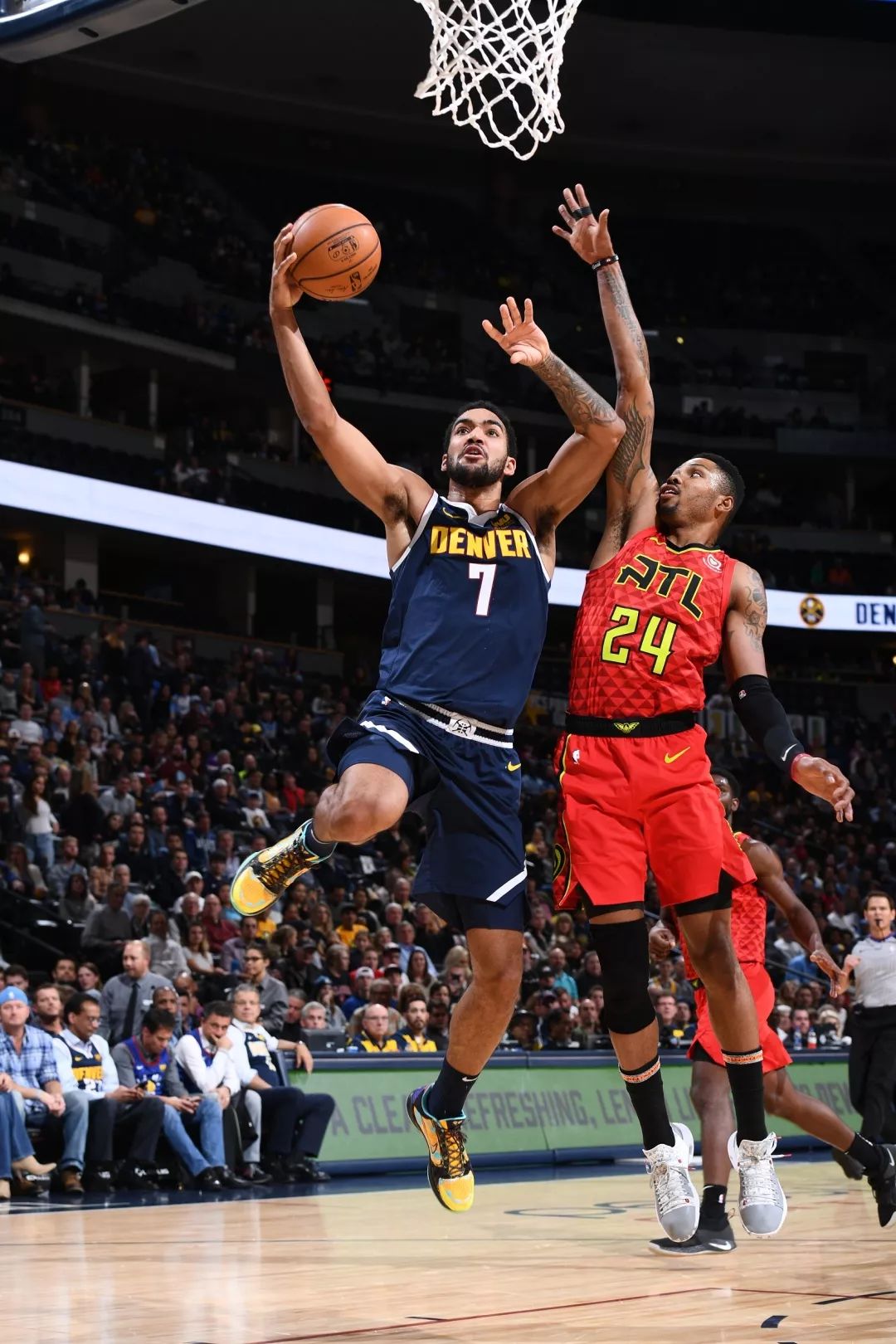 开云体育-里程碑夜罗马临场应变，NBA常规赛今晨刷纪录，质疑声仍在，控场能力受关注的简单介绍